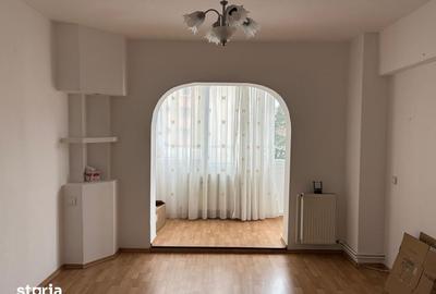 Apartament cu 2 camere decomandat în Griviței