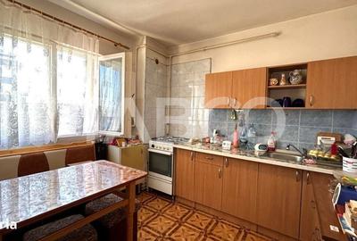 Apartament cu 4 camere decomandat în Central - 8