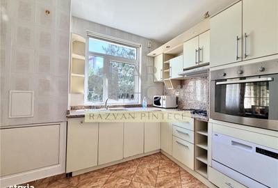 Casă cu 4 camere în Bucov