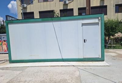 Spațiu comercial, de 30 mp, în Central - 4