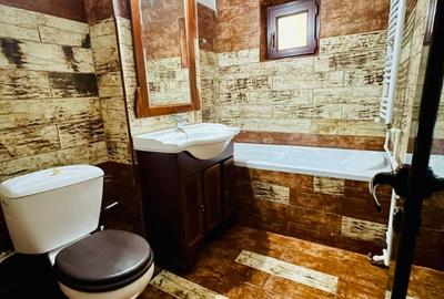 Apartament cu 2 camere decomandat în - 7