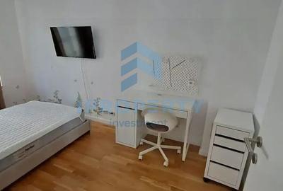 Apartament cu 3 camere, mobilat în 1 Mai