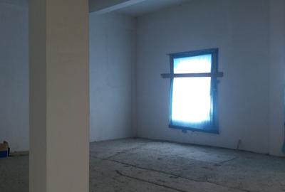Spațiu comercial, de 2,000 mp, în Nord - 2