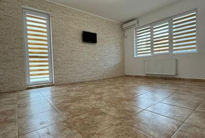 Spațiu comercial, de 63 mp, în Central