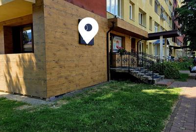 Spațiu comercial, de 50 mp, în Central - 3