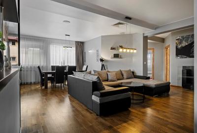 Apartament cu 4 camere decomandat, mobilat în Roșu - 1