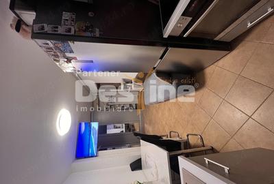 Apartament cu 3 camere decomandat, mobilat în Soarelui