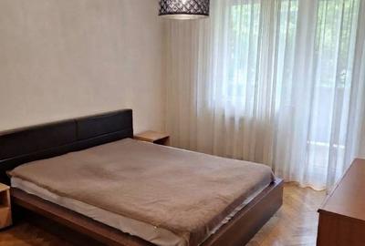Apartament cu 2 camere decomandat în Drumul Taberei