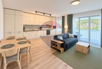 Apartament cu 2 camere decomandat, mobilat în Semicentral