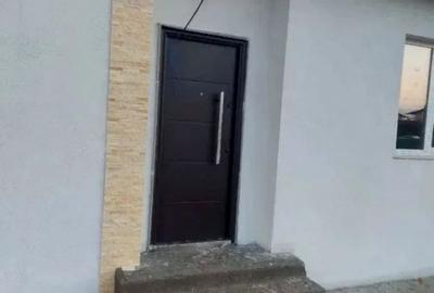 Casă cu 3 camere cu Teren 450 Mp în Cumpăna
