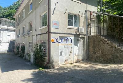 Spațiu comercial, de 160 mp, în Central - 3
