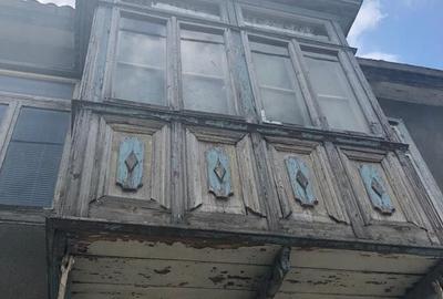 Casă cu 4 camere în Central - 2