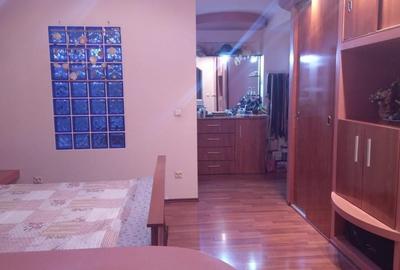 Apartament cu 4 camere decomandat în Unirii Sud - 3