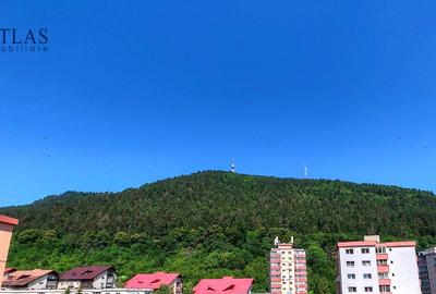 Apartament cu 3 camere decomandat în Răcădău