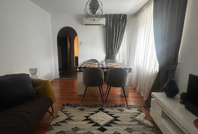 Apartament cu 2 camere decomandat, mobilat în Tei