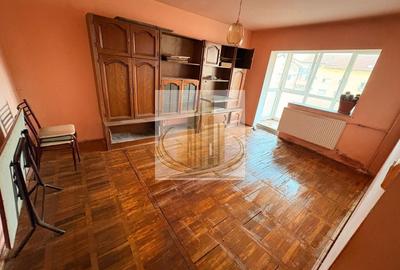 Garsonieră decomandată în Șagului