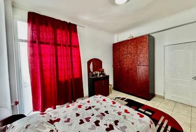 Apartament cu 3 camere semidecomandat în Unirii