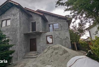 Casă cu 4 camere cu Teren 137 Mp în Gării - 4