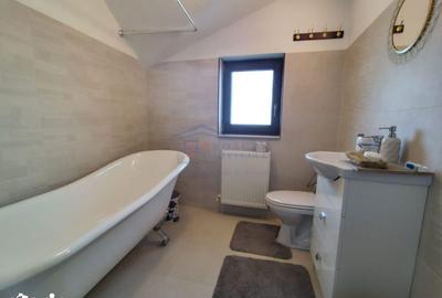 Casă cu 5 camere cu Teren 1280 Mp în Moara - 4