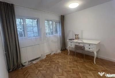 Apartament cu 3 camere decomandat în Floreasca