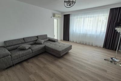 Apartament cu 3 camere decomandat în P-ța Unirii - 3