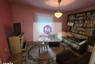 Casă cu 4 camere cu Teren 1726 Mp în Central