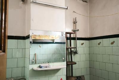 Apartament cu 2 camere decomandat în Cantacuzino