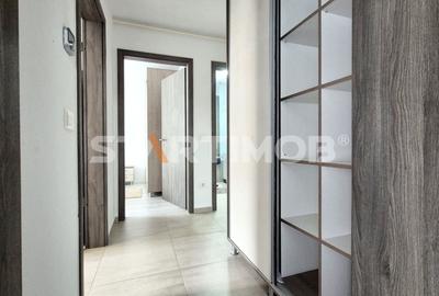 Apartament cu 2 camere decomandat, mobilat în Tractorul - 4