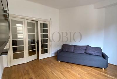 Apartament cu 3 camere în Centrul Civic
