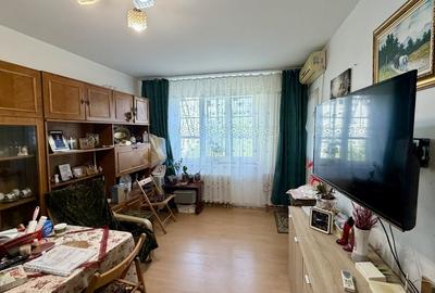 Apartament cu 2 camere decomandat în Vatra Luminoasă - 1