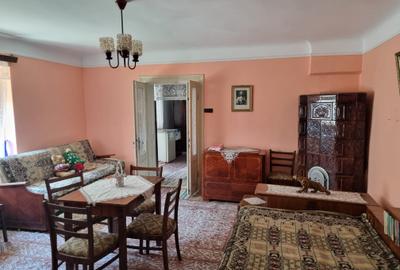 Casă individuală cu 3 camere cu Canalizare în Tărlungeni - 1