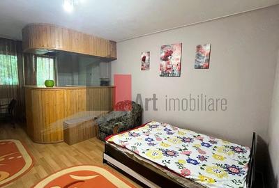 Garsonieră decomandată în Drumul Taberei