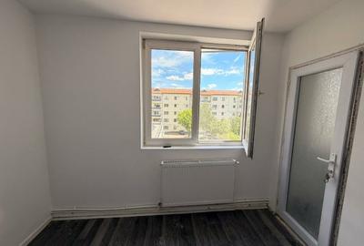 Apartament cu 2 camere semidecomandat în Central - 1