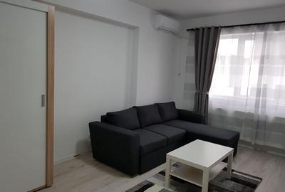 Garsonieră decomandată în Central