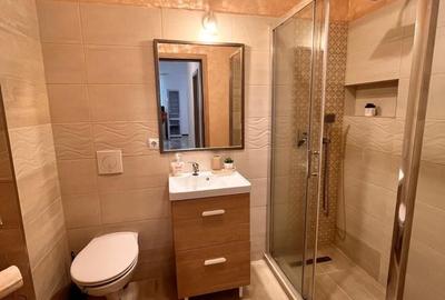 Apartament cu 2 camere decomandat în Lazaret - 2