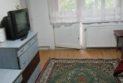 Garsonieră nedecomandată în Progresul