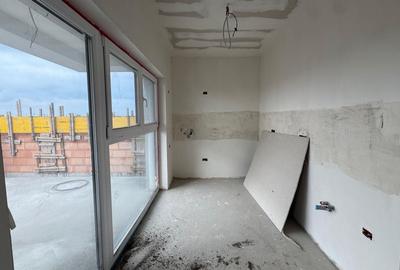 Apartament cu 3 camere decomandat în Torontalului - 22