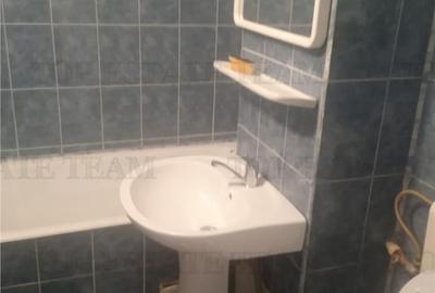 Apartament cu 3 camere decomandat, mobilat în Viziru 1