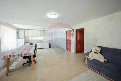 Casă cu 5 camere cu Teren 300 Mp în Sânmartin - 2