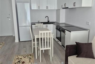 Apartament cu 2 camere decomandat în Baza 3