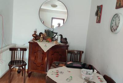 Casă cu 4 camere cu Teren 720 Mp în Oltenița - 1