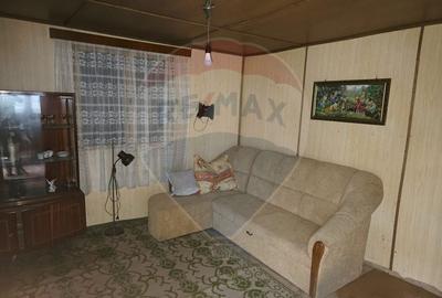 Teren Construcții intravilan de 4516 mp, în Doina - 7