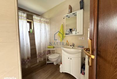 Casă cu 3 camere cu Teren 14 Mp în Recea