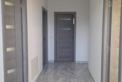 Casă cu 3 camere în Central