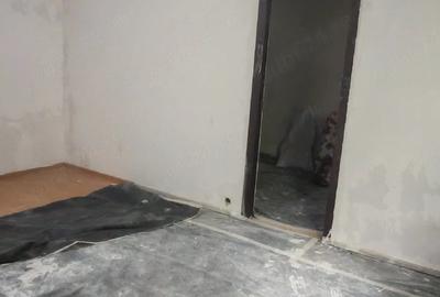 Apartament cu 2 camere nedecomandat în Malu Roșu
