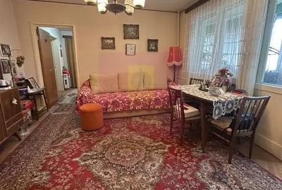 Apartament cu 3 camere semidecomandat în Militari