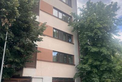 Penthouse cu 4 camere în Gara de Nord