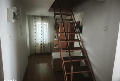 Casă cu 3 camere cu Teren 210 Mp în Est