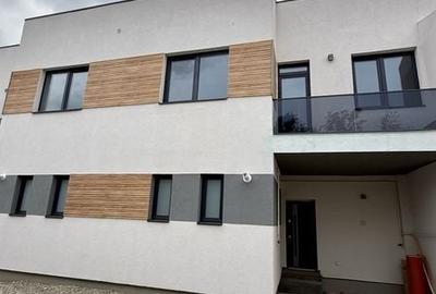 Casă cu 4 camere cu Teren 115 Mp în Drumul Taberei