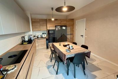 Apartament cu 4 camere decomandat în Ștefan cel Mare - 11